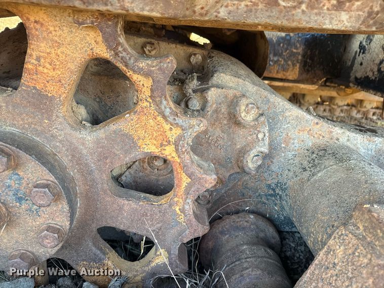 image for item DJ9856 1988 Caterpillar 225B excavator