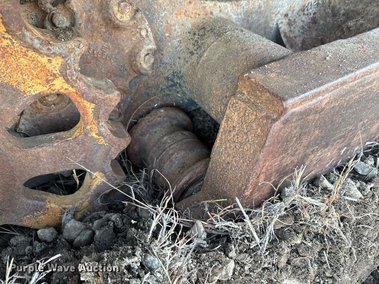 image for item DJ9856 1988 Caterpillar 225B excavator