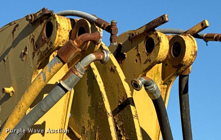 image for item DJ9863 Caterpillar 621B conventional scraper 