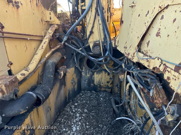 image for item DJ9863 Caterpillar 621B conventional scraper 