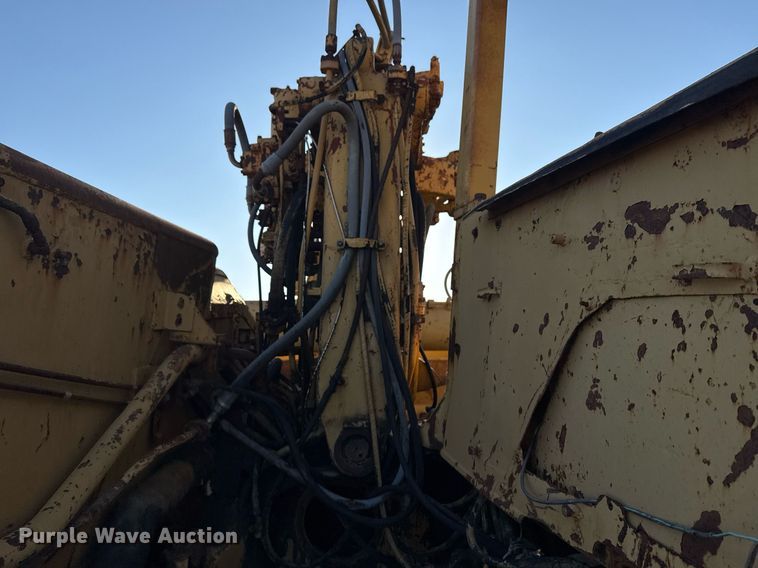 image for item DJ9863 Caterpillar 621B conventional scraper 