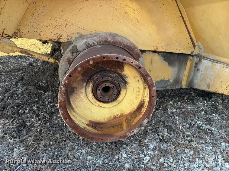 image for item DJ9863 Caterpillar 621B conventional scraper 