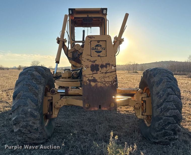 image for item DJ9880 1994 Galion 850 motor grader