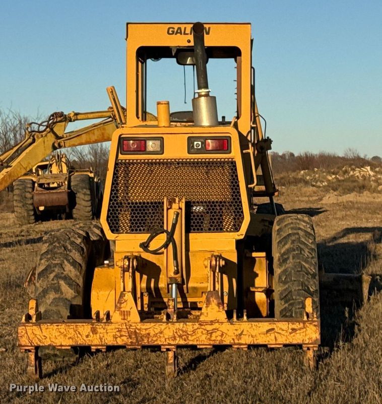 image for item DJ9880 1994 Galion 850 motor grader