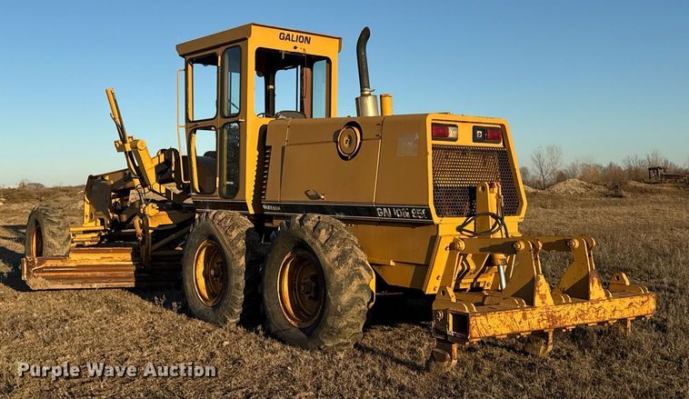 image for item DJ9880 1994 Galion 850 motor grader