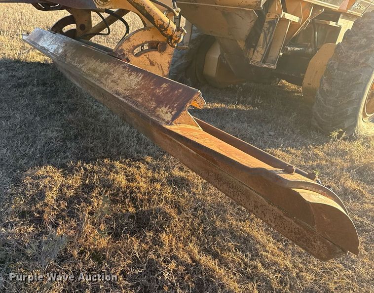 image for item DJ9880 1994 Galion 850 motor grader