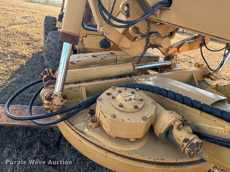 image for item DJ9880 1994 Galion 850 motor grader