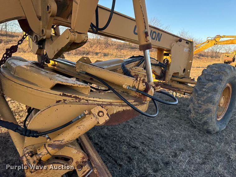 image for item DJ9880 1994 Galion 850 motor grader