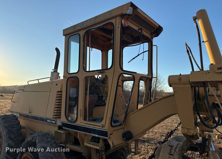 image for item DJ9880 1994 Galion 850 motor grader