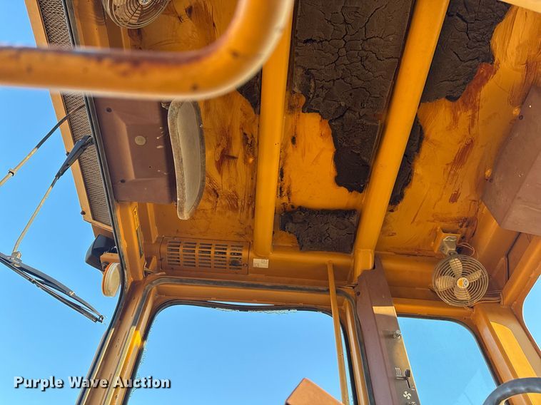 image for item DJ9880 1994 Galion 850 motor grader