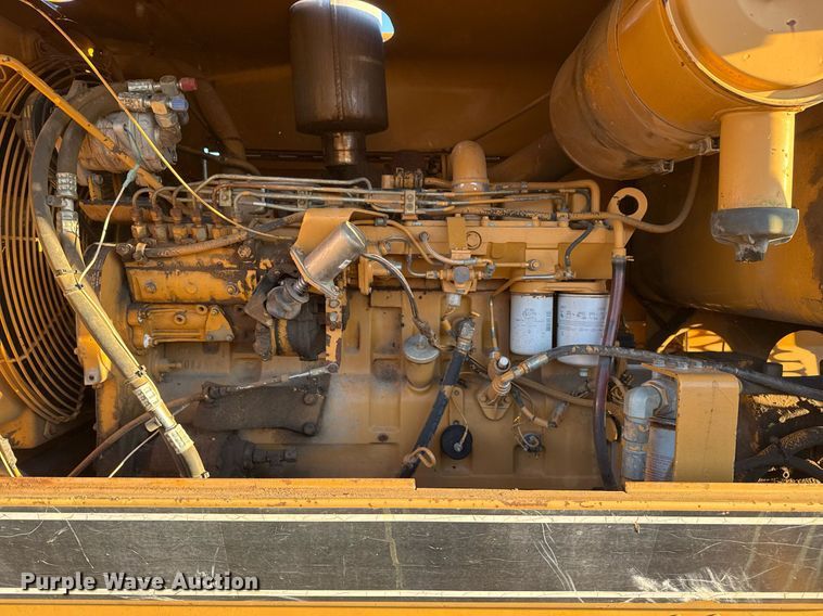 image for item DJ9880 1994 Galion 850 motor grader