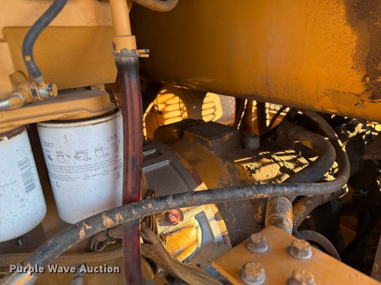 image for item DJ9880 1994 Galion 850 motor grader