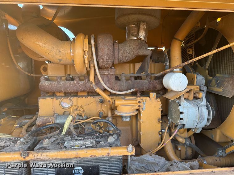 image for item DJ9880 1994 Galion 850 motor grader