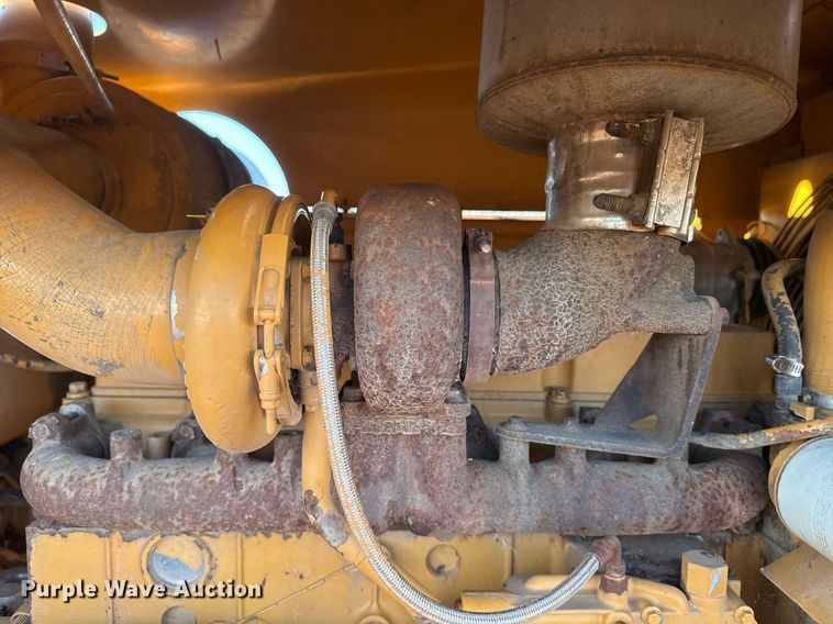 image for item DJ9880 1994 Galion 850 motor grader