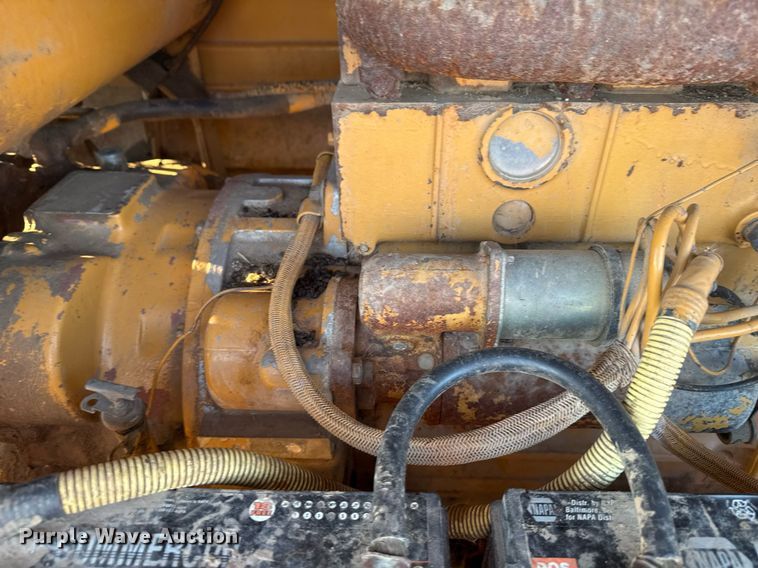 image for item DJ9880 1994 Galion 850 motor grader