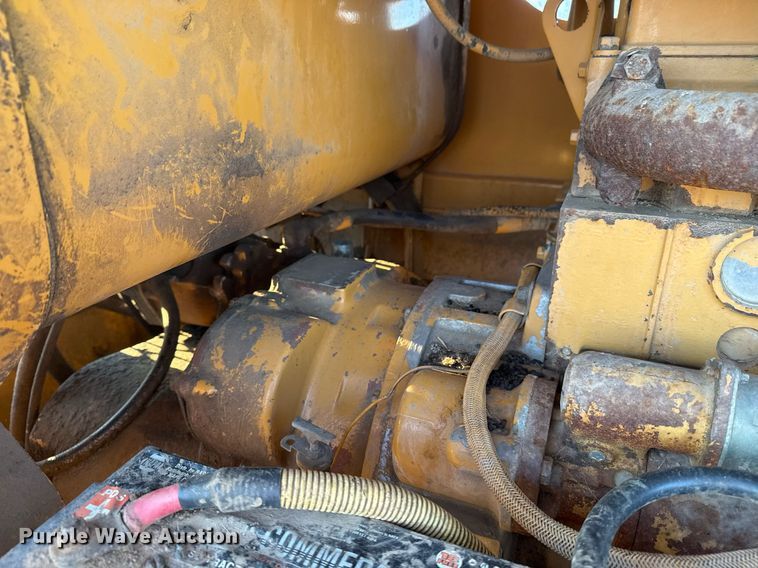 image for item DJ9880 1994 Galion 850 motor grader