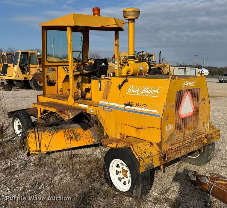 image for item DJ9934 1997 Broce RC300 broom