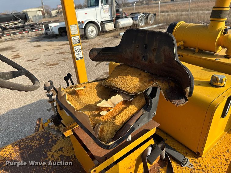 image for item DJ9934 1997 Broce RC300 broom