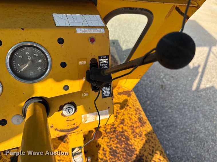 image for item DJ9934 1997 Broce RC300 broom