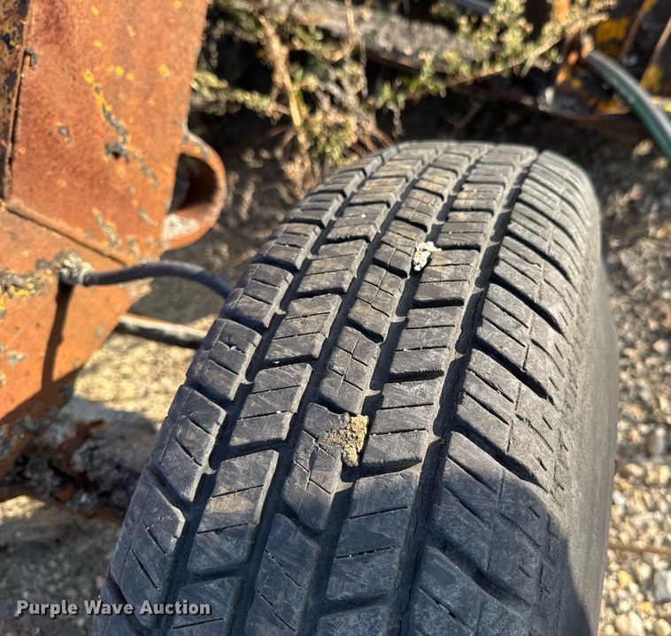 image for item DJ9934 1997 Broce RC300 broom