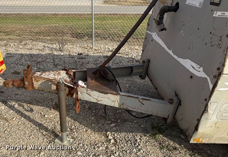 image for item DJ9999 1998 CompAir Le Roi Q185DJE air compressor