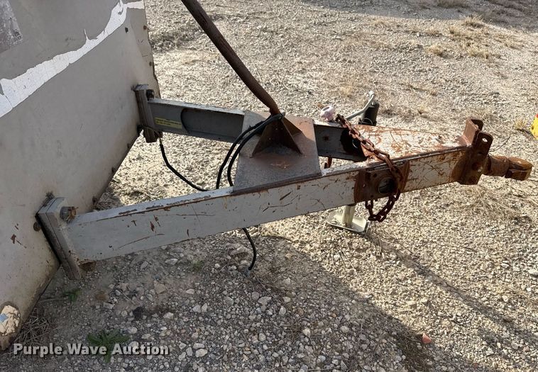 image for item DJ9999 1998 CompAir Le Roi Q185DJE air compressor