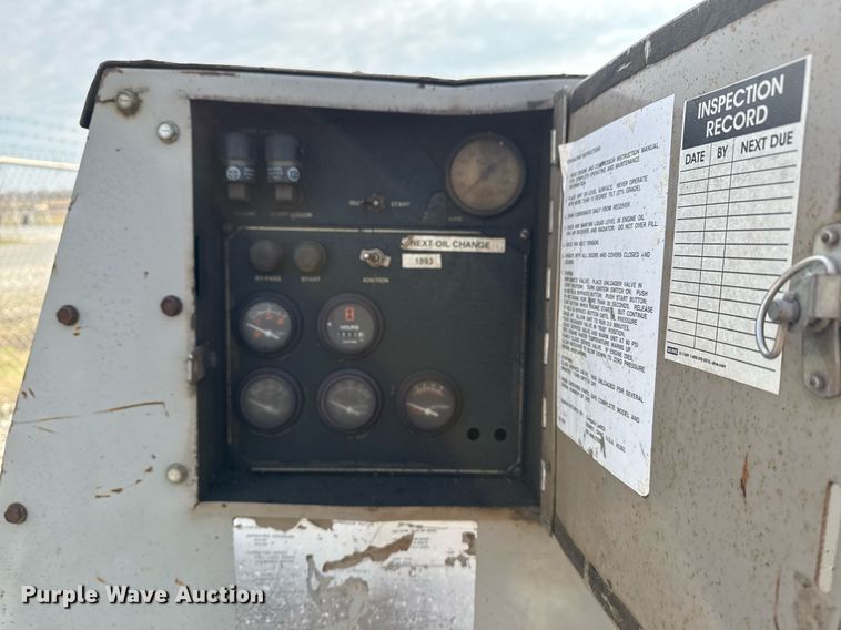 image for item DJ9999 1998 CompAir Le Roi Q185DJE air compressor