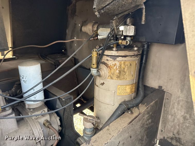 image for item DJ9999 1998 CompAir Le Roi Q185DJE air compressor