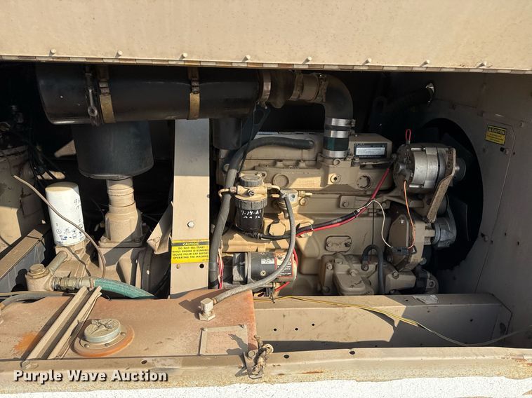 image for item DJ9999 1998 CompAir Le Roi Q185DJE air compressor