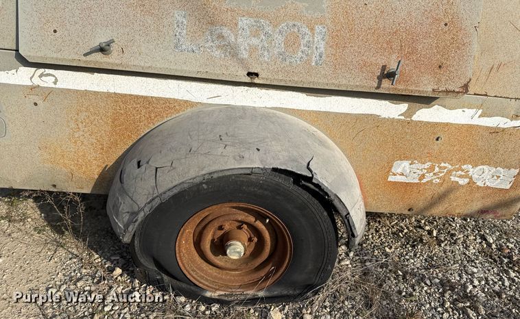 image for item DJ9999 1998 CompAir Le Roi Q185DJE air compressor