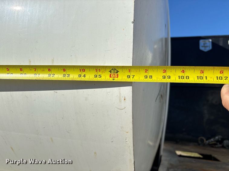 image for item DM1858 1996 Mack CH600 fuel / lube truck