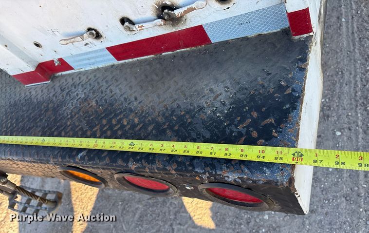 image for item DM1858 1996 Mack CH600 fuel / lube truck