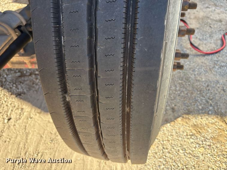 image for item DM1858 1996 Mack CH600 fuel / lube truck