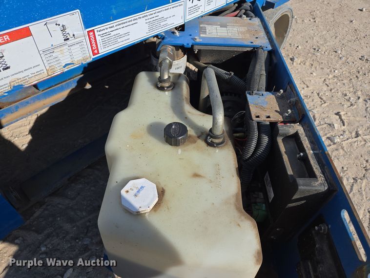 image for item DM7502 Genie GS-1930 scissor lift