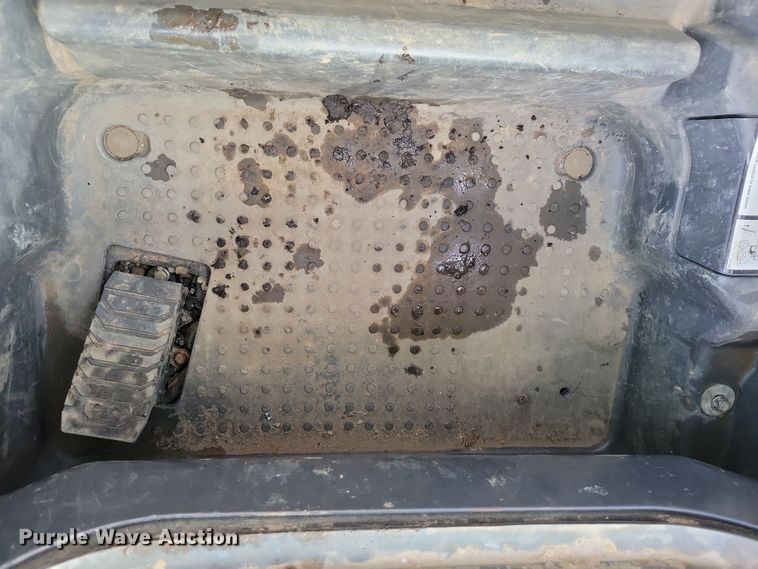 image for item DN3632 2021 John Deere 333G tracked skid steer loader