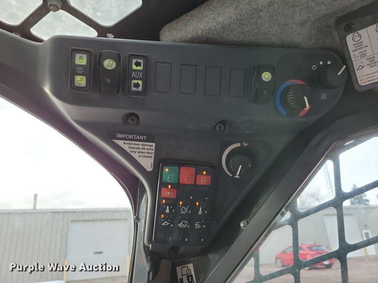 image for item DN3632 2021 John Deere 333G tracked skid steer loader