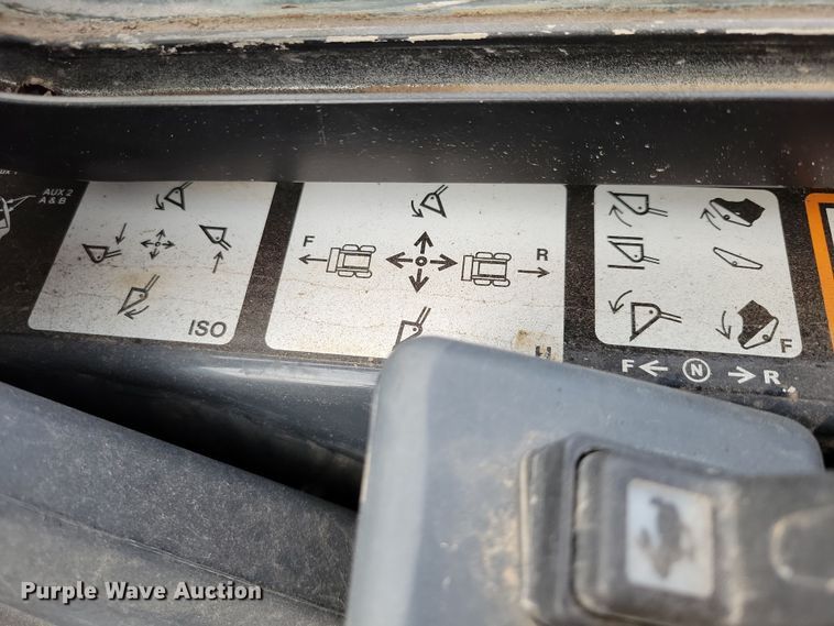 image for item DN3632 2021 John Deere 333G tracked skid steer loader