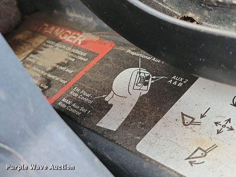 image for item DN3632 2021 John Deere 333G tracked skid steer loader