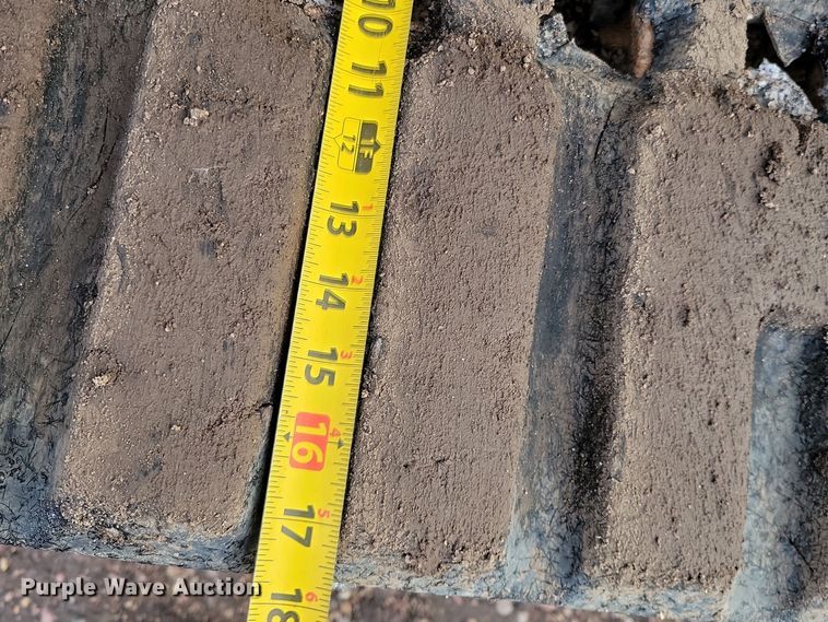 image for item DN3632 2021 John Deere 333G tracked skid steer loader