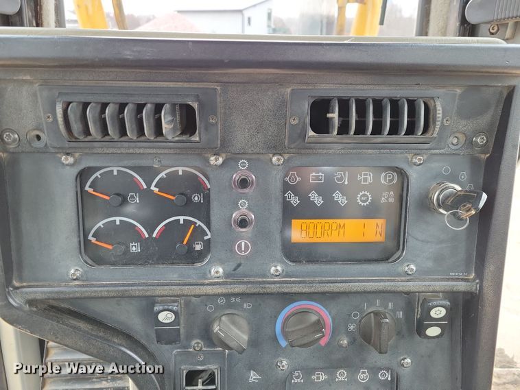 image for item DN3633 2006 Caterpillar D6R XW Series 3 dozer