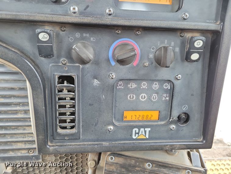 image for item DN3633 2006 Caterpillar D6R XW Series 3 dozer