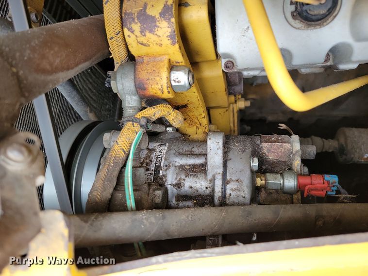 image for item DN3633 2006 Caterpillar D6R XW Series 3 dozer