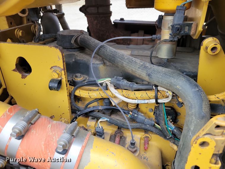 image for item DN3633 2006 Caterpillar D6R XW Series 3 dozer