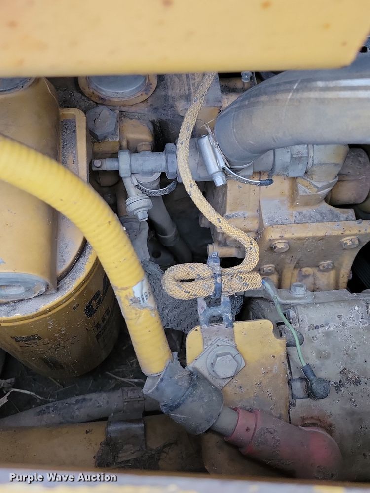 image for item DN3633 2006 Caterpillar D6R XW Series 3 dozer