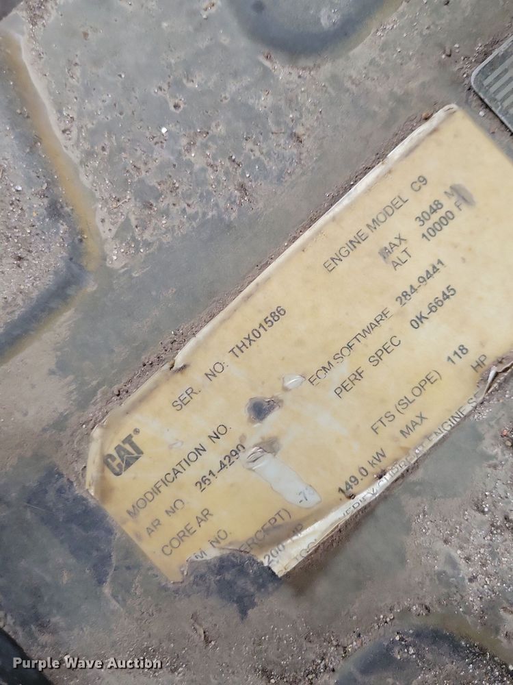 image for item DN3633 2006 Caterpillar D6R XW Series 3 dozer