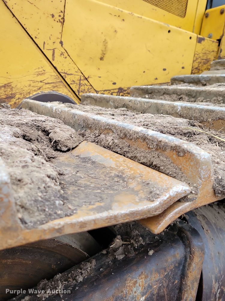 image for item DN3633 2006 Caterpillar D6R XW Series 3 dozer