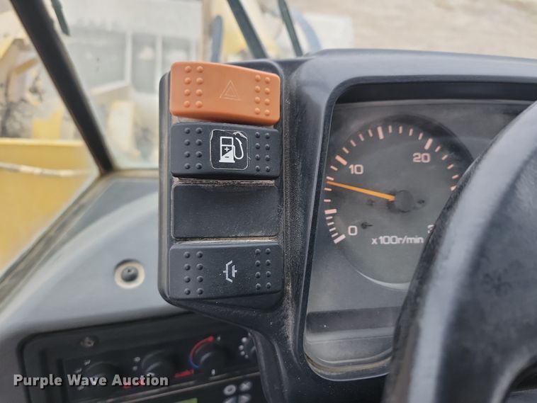 image for item DN3637 2007 Kawasaki  70ZV wheel loader