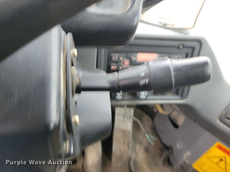 image for item DN3637 2007 Kawasaki  70ZV wheel loader