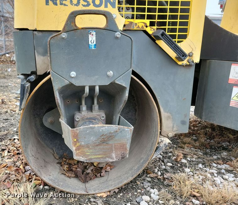 image for item DN3638 2015 Wacker Nueson RD12 double drum vibratory roller
