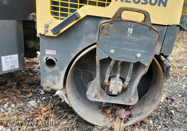 image for item DN3638 2015 Wacker Nueson RD12 double drum vibratory roller